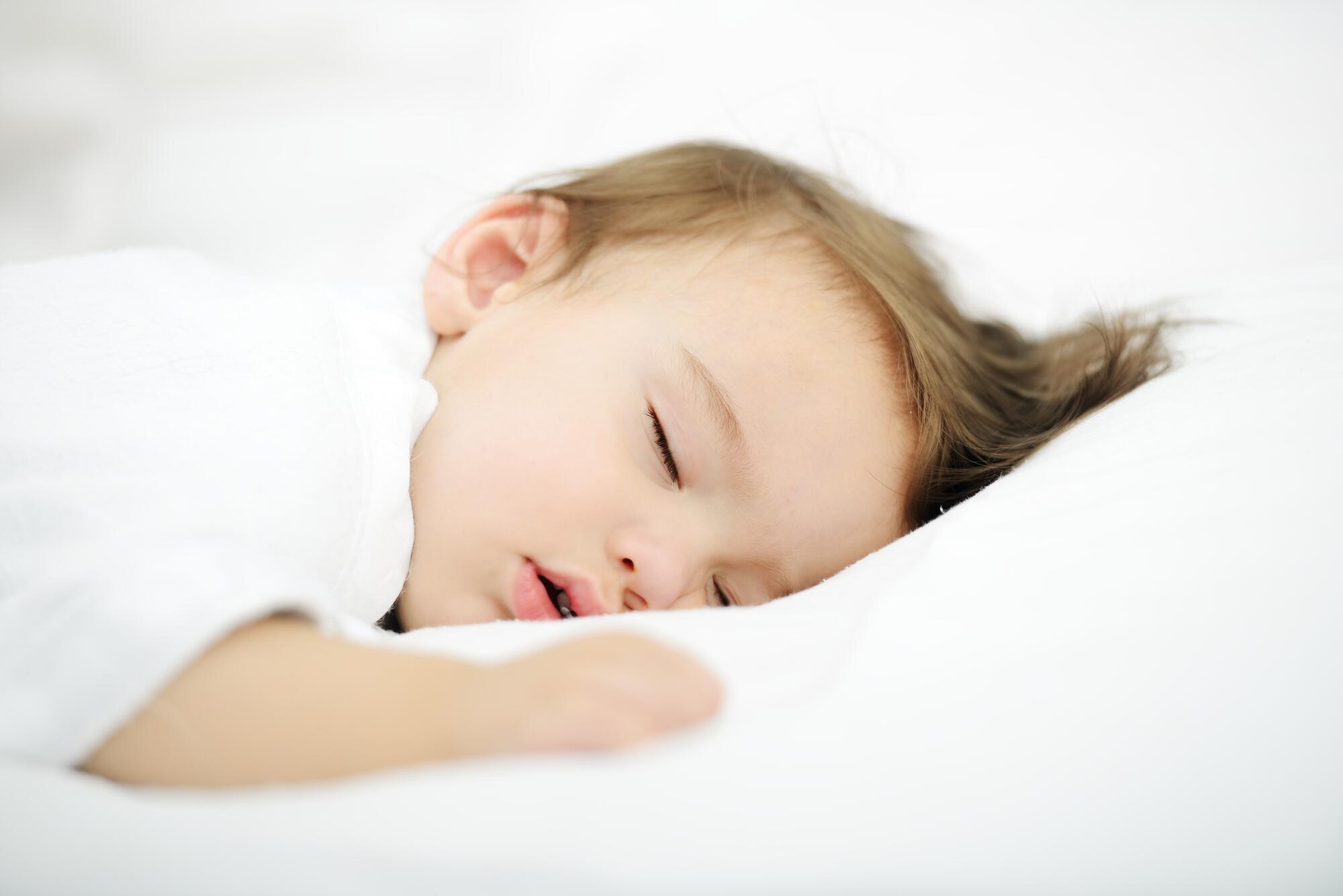 Master Newborn Sleep Patterns: Tips for New Parents